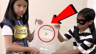 Pretend Play Police Helps Find The Youtube Play Button