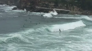 Bronte & Tamarama Surf Check Friday February 9th 2024 9:00am