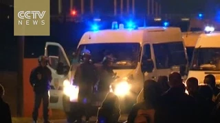 Around 1700 migrants attempt to break into Eurotunnel