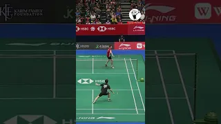 Shi Yu Qi Backhand Cross Smash