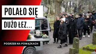 Pogrzeb słynnego dziennikarza na Starych Powązkach. "Do widzenia panie Marku" l Fakt.pl