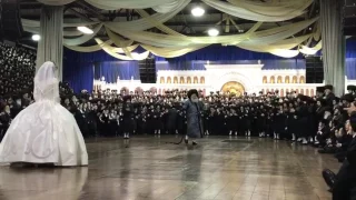 Bobov Rebbe Mitzvah Tantz Shvat תשע'ז(3)