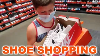 SHOE SHOPPING SPREE | NEW PAIR OF NIKES | SHOPPING FOR THE BEST PAIR OF NIKES