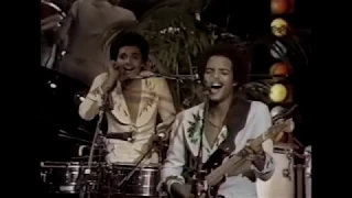 Brothers Johnson  "Strawberry Letter 23" (Live 1977)