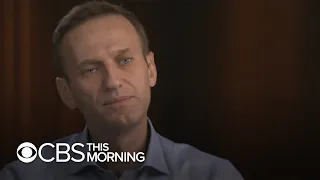 Putin rival Alexey Navalny speaks out about how he was poisoned with a nerve agent on "60 Minutes"