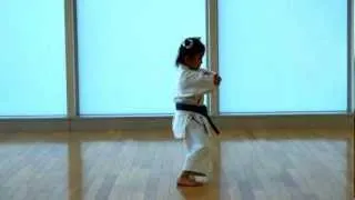 JKA Heian-godan by 5-year-old girl　五歳女の子の平安五段