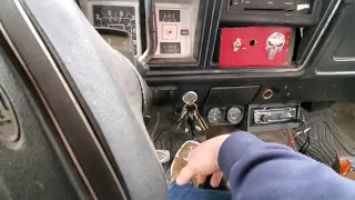 1978 Ford F250 351m Old start cold start