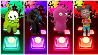 On Nom vs The Kingkong Show vs Uglydolls vs Amanda the adventurer 🎶 Who will win 👑