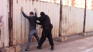 В Оренбурге полицейские и ОМОН провели рейд по строительным объектам