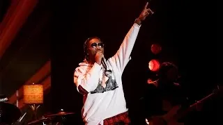 Future Performs 'Incredible'!
