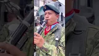 Las fuerza armadas dele cuador la mejor musica con banda dfe pueblo