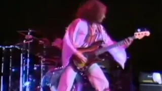 Jethro Tull: Minstrel in the Gallery (07/31/1976)