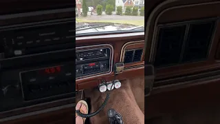 1978 Ford F-250 Interior & Start-Up Driving