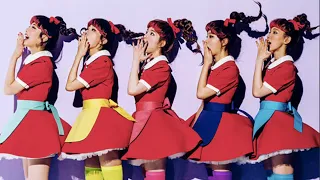 red velvet’s ‘dumb dumb’ but the instrumental is 14 seconds delayed