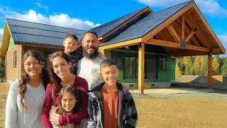 Family Builds Mountain Home In 30 Minutes | Start To Finish TIMELAPSE