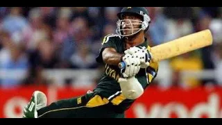 Shoaib Akhtar blistering 43 vs England 2003