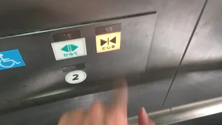 【片側液晶インジ故障】たまプラーザ駅付近某所のエレベーター