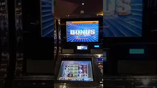 super big win on Josephine and Napoleon. 25 spins bonus.