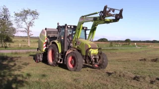 Pressage de Regain / CLAAS Variant 380    M.Agri.88