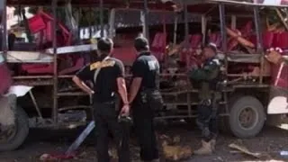 Raw: Aftermath of Fatal Bus Blast in Philippines