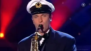 Captain Cook und seine singenden Saxophone bei Krone der Volksmusik - Ich danke Gott