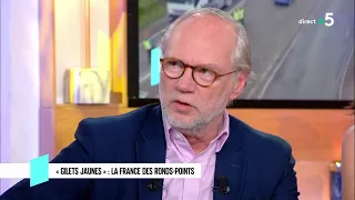 Gilets Jaunes : La France des ronds-points - C l’hebdo - 15/12/2018