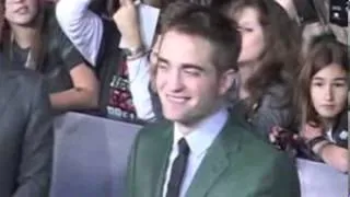 Robert Pattinson and Kristen Stewart hit the red carpet for the Twilight premiere