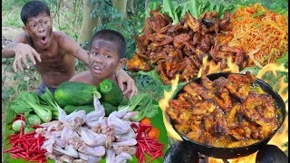 Primitive technology - Chicken wing cooking for food - Eating show