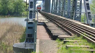 Туристичний ретро тур під тягою тепловоза ТУ7А - 3108 . 🚂🚃🚃🚃🚃💙💛💙💛💙💛зупинка Передбужжя .20.04.2024р.