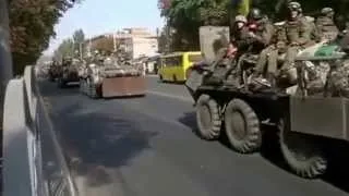 Ukraine airborne unit driving out to defensive positions at Mariupol 01/09/2014 | Ukraine