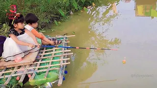 Best Fishing Video 2022 | Traditional Boy Catching Big fish With Plastic Bottle Fish Hook By River