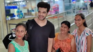 Karan Kundra Arrived At Mumbai Airport To Leave For Delhi Girlfriend Tejaswini Prakash