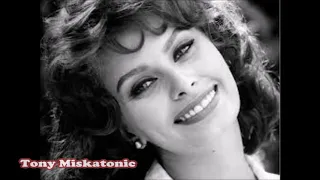 BIOGRAFÍA DE SOFIA LOREN. LA VIDA DE SOFÍA LOREN.