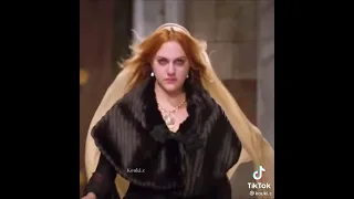 Atı öldürülünce Hürrem sultan gözünü kararttı.Hürrem sevgisi💞