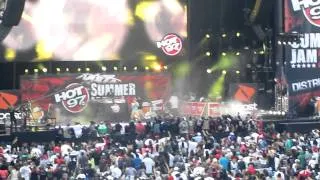 Hot 97 Summer Jam 2011: Wiz Khalifa-Black and Yellow