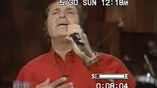 Engelbert Humperdinck is Interviewed, Sings "My Way" & Part of "Release Me" on Wayne Brady Show 2004