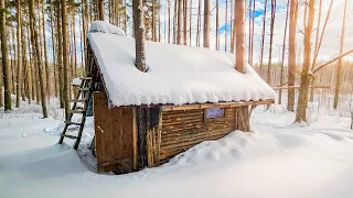 I spent the night in a fabulous log cabin. Alone with wild nature. Cooking on the stove.