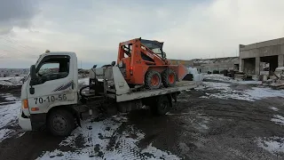 Минипогрузчик на реконструкции супермаркета.