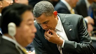 Жвачный рефлекс: Обама не расстается с жвачкой на мероприятиях | пародия «Здравствуй, Как Ты Живешь»