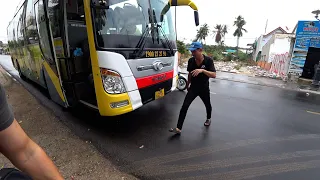 BUS DRIVER FIGHT 🇻🇳