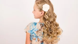 Как накрутить детские волосы. Children's Hairstyle for a Holiday