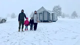 YENİ ŞİŞME ÇADIRIMIZLA KAR KAMPI | SOBALI SICAK ÇADIR KAMPI