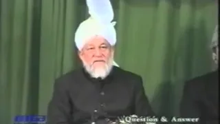 Hazrat Mirza Tahir Ahmad - Majlis E Irfan - (Waqia Shaq Al Qamar)  - by roothmens