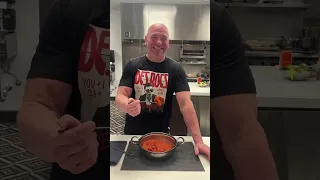 Dana White tries Beef Ratatouille 🥩