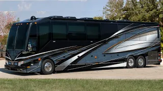 Tour of 2022 Prevost Liberty Coach with "Super Suite"