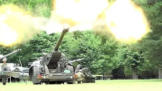 FH70 155㎜榴弾砲とM2機銃の猛射！　古河駐屯地創立65周年訓練展示