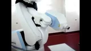 Демонстрация системы кибер-нож (CyberKnife)