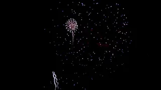 Красивый фейерверк. Для монтажа. Fireworks.FREE STOCK FOOTAGE