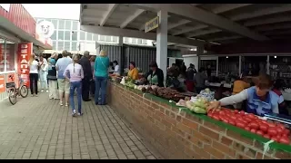 Market in Myrhorod (Ukraine) / Базар у Миргороді (Україна)