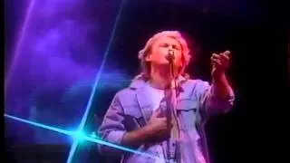 Mr. Mister ~ Broken Wings  ** upgrade **  Chile '88 First Show